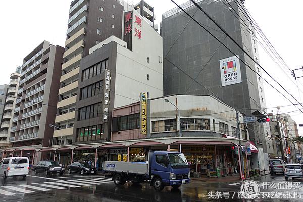 夫妻逛街买买买,夫妻日常买买买