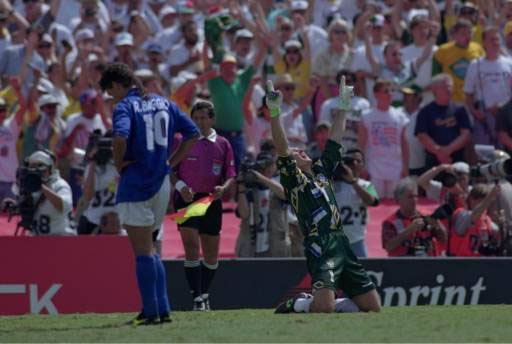 盘点足坛最让人泪目的时刻,最令人心酸的足球视频