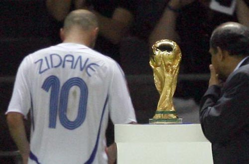 盘点足坛最让人泪目的时刻,最令人心酸的足球视频