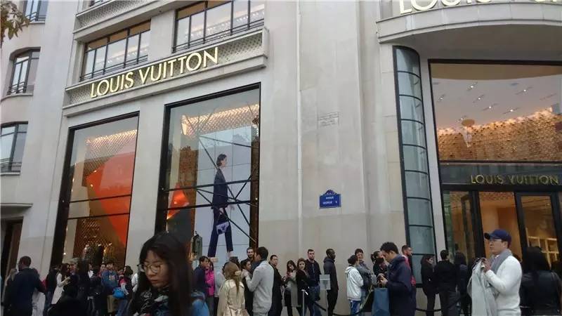 最新假冒lv消息,正品lv和仿品差距在哪