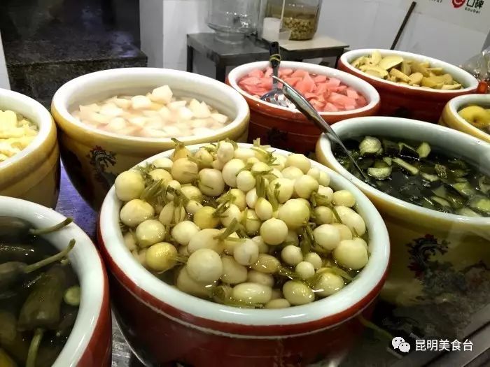 昆明排队到腿软的14家民间老店，吃过6家以上算你厉害