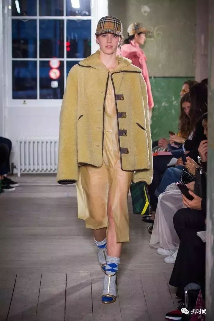 2018春夏伦敦时装周丨Burberry之外，还有什么可看？