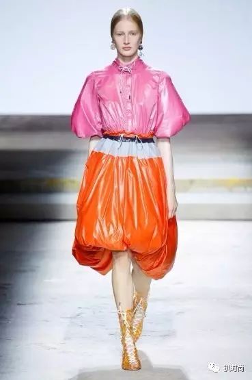 2018春夏伦敦时装周丨Burberry之外，还有什么可看？