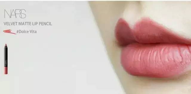 伪素颜大牌口红试色不沾杯,伪素颜大牌口红深唇