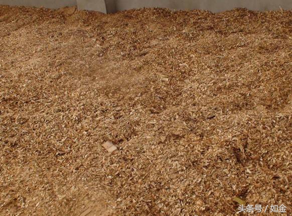 制作发酵床的技术视频教程,发酵床的制作方法和配方