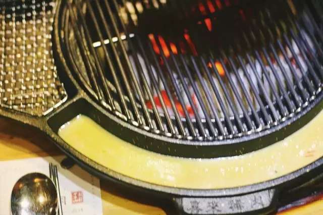 为吃上一份“稀肉”，喜欢一而再二三的忘掉减肥这件事！