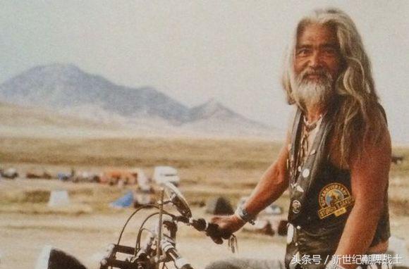 改变全世界饰品概念的人，有人说他的饰品定将传承百年