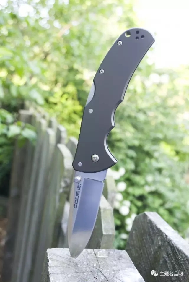 *刀折**简评-冷钢Code4，纵享柔滑