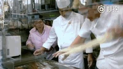 地狱厨神第六季中国拉面,地狱厨神吃拉面