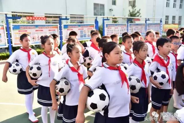 中国足球未来10年崛起,少年肩负着中国足球的未来