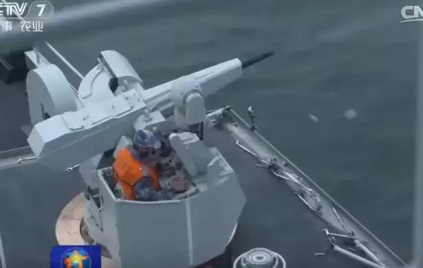 中国海军舰艇日常生活训练,中国海军舰上洗澡方便吗