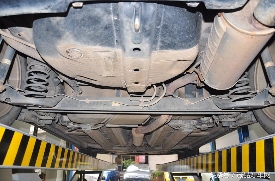 如何辨别事故车教程视频,二手车事故车鉴别技巧