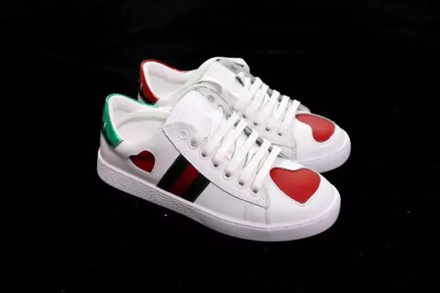 古琦印花小白鞋,古琦小白鞋同款