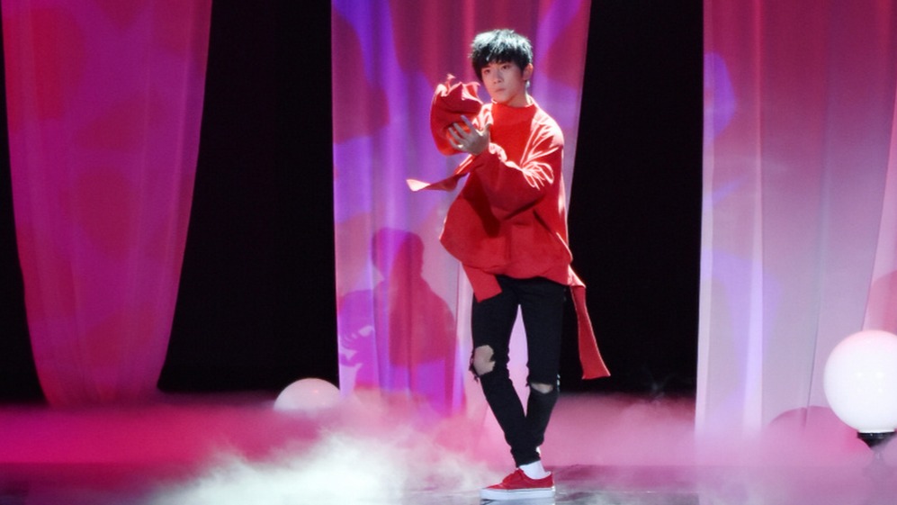 他的舞蹈跳得特别好英语,汪涵评价一博舞蹈