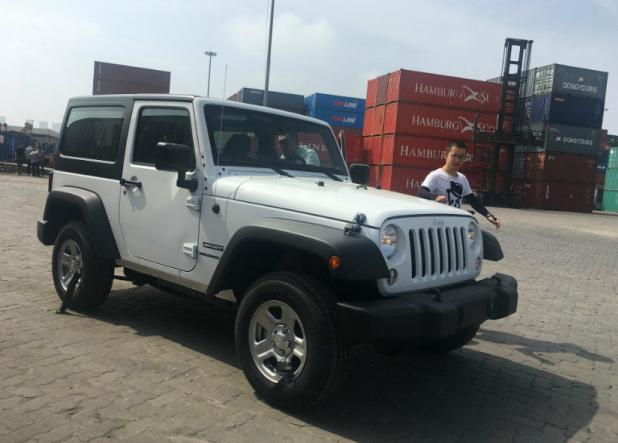 天津港平行进口6x6车,天津港平行进口车最新报价直播