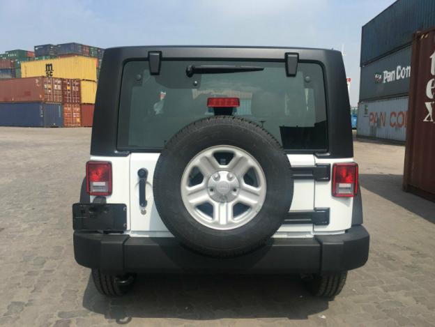 天津港平行进口6x6车,天津港平行进口车最新报价直播