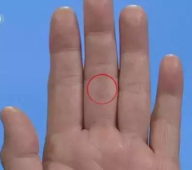 手的颜色能看出健康的问题吗,手健康的表现