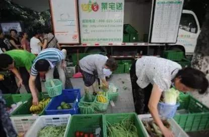 我找了家店,亲自试了传说中的“点穴减肥术”,其实不过如此