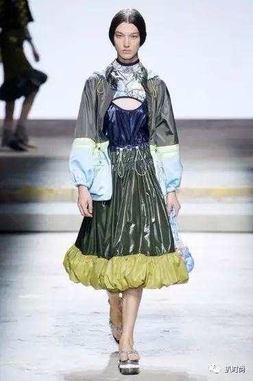 2018春夏伦敦时装周丨Burberry之外，还有什么可看？