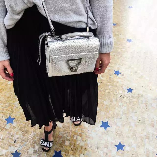 有腔调的包包,时髦又能装实用百搭小众包包来了