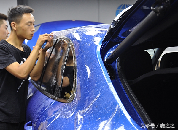 保时捷迈卡隐形车衣,保时捷贴什么隐形车衣
