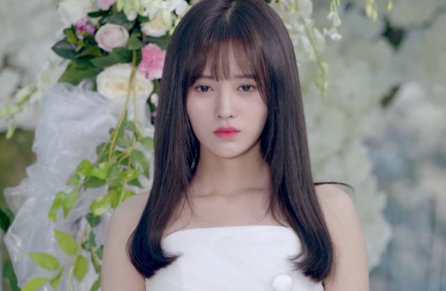 mike帅气腹肌,mike露腹肌