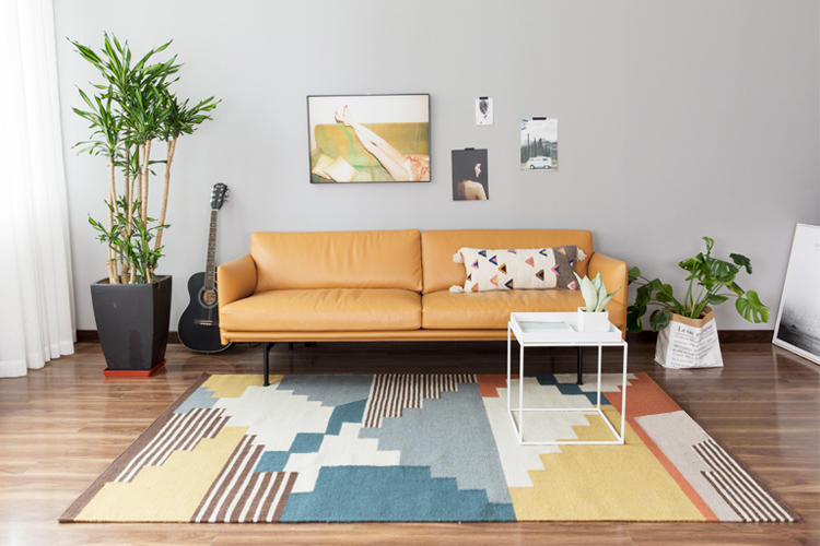 以秋色偎暖意,擅用理论饰潮家