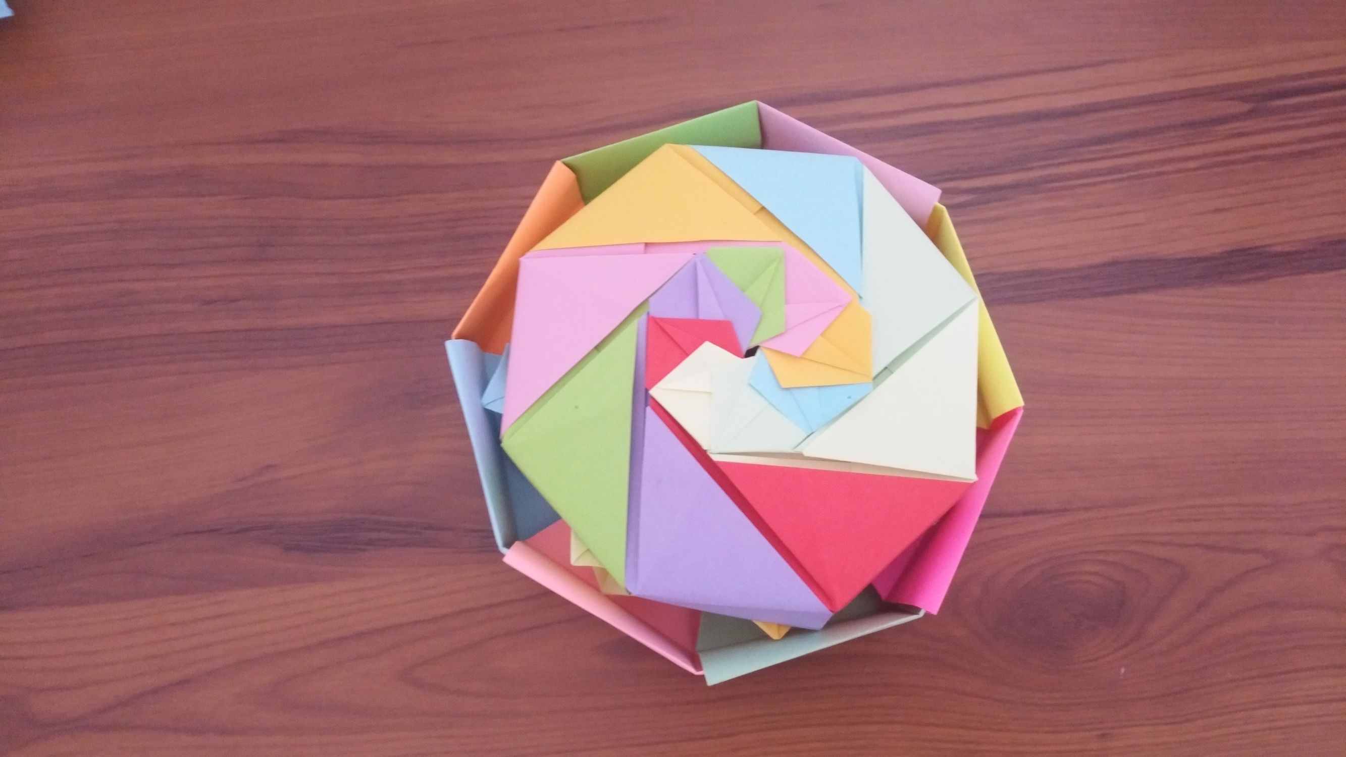 手工折纸鱿鱼的视频,幼儿园手工折纸视频