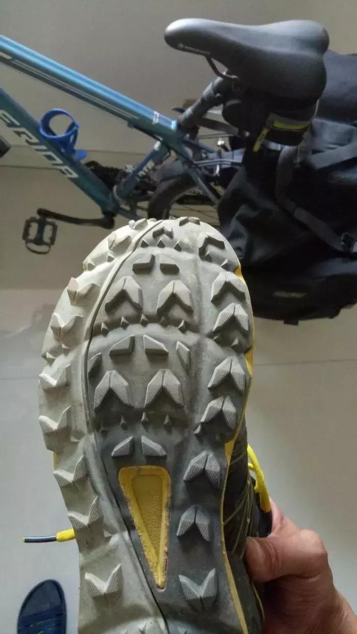 秋冬跑步鞋排行榜,北面跑步鞋是巅峰系列嘛