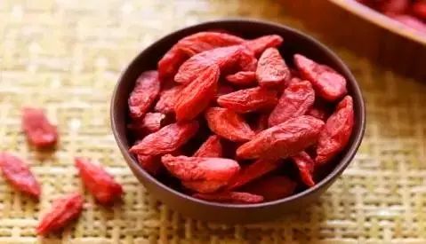 邮政电商助力万斤农产品,柴达木枸杞电商