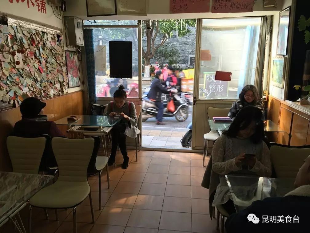 昆明排队到腿软的14家民间老店，吃过6家以上算你厉害