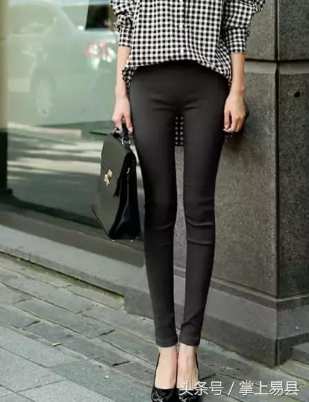 今年秋季流行穿裙子裤子超级时髦,2020年冬季最流行女装裤子