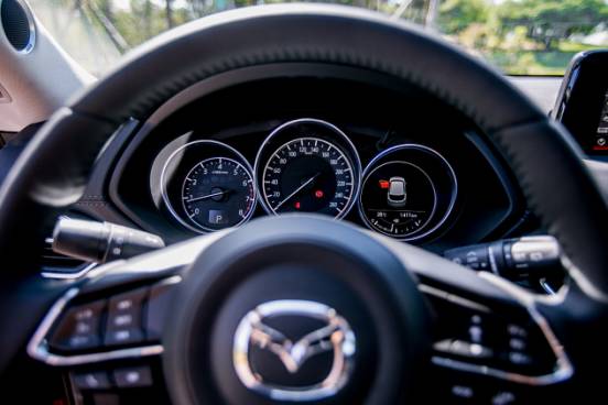 现在买什么颜色的车比较好看,中国人买车首选国产