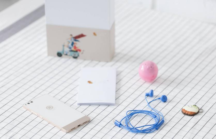 最低1699元，却加400元选64G+骁龙626，网友“只因实用性”