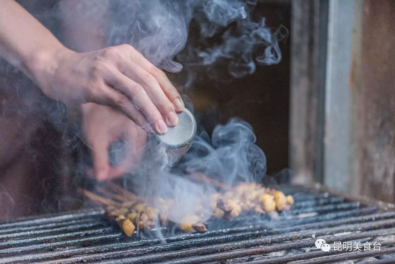 昆明排队到腿软的14家民间老店，吃过6家以上算你厉害