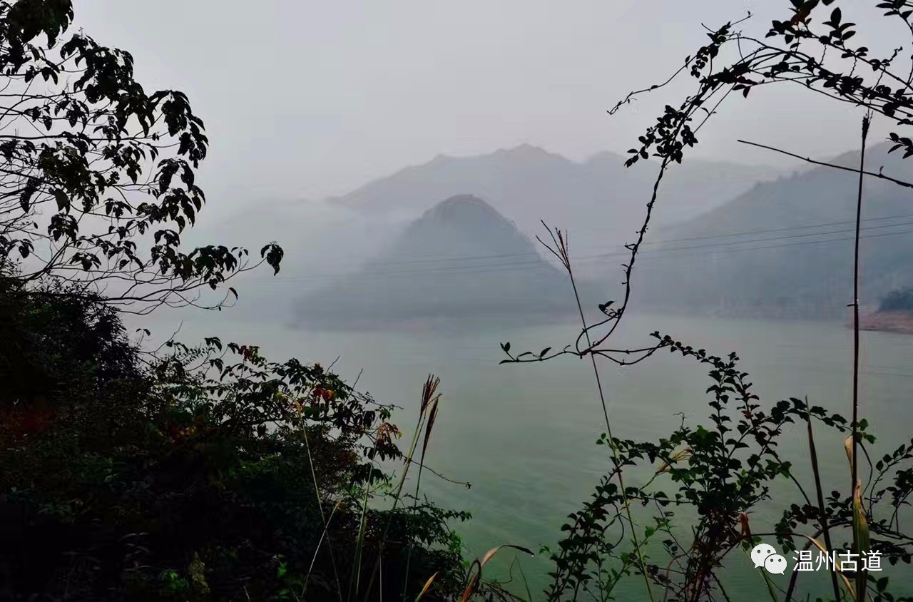 白石水库边,白石水库风景区自驾攻略