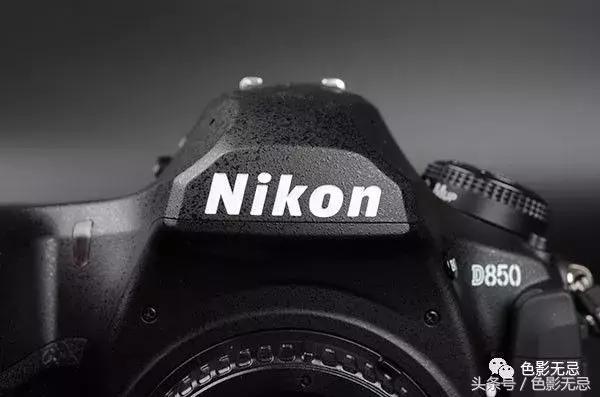 尼康d810和d850电池盒通用吗,尼康d850与d810操作有什么区别