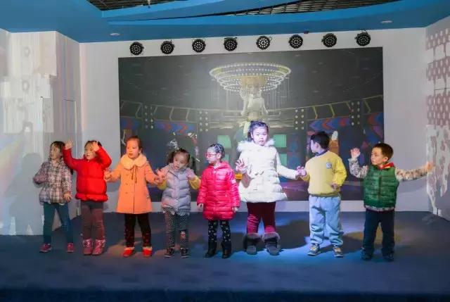 跑跑卡丁车竞速酷玩节,饼干酷跑最新版本