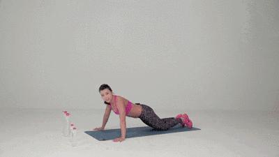 腹肌训练动作练出腹肌马甲线,练腹肌是先练腹肌还是练马甲线