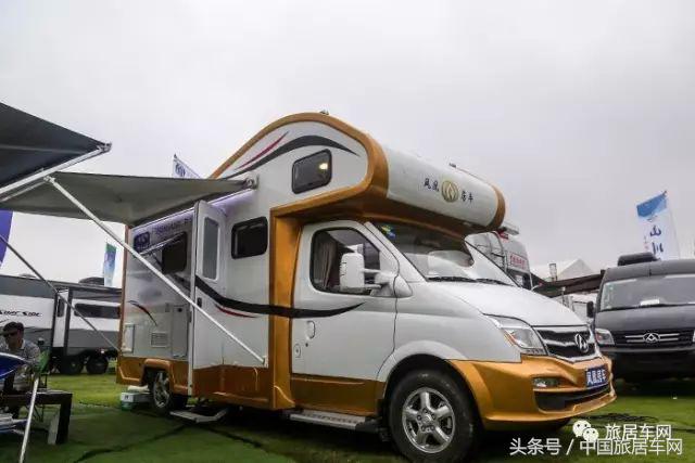 带麻将机ktv洗衣机的房车,35万带麻将桌的房车
