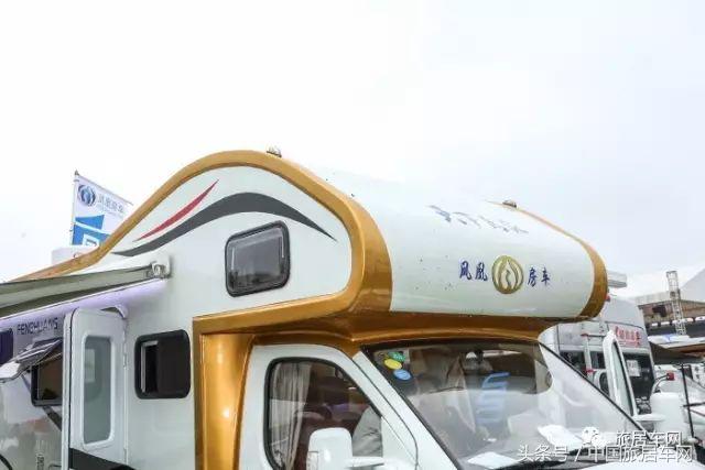 带麻将机ktv洗衣机的房车,35万带麻将桌的房车