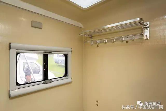 带麻将机ktv洗衣机的房车,35万带麻将桌的房车