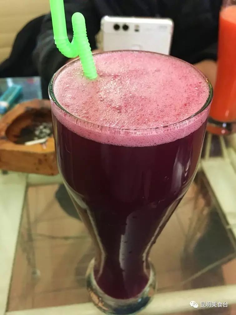 昆明排队到腿软的14家民间老店，吃过6家以上算你厉害