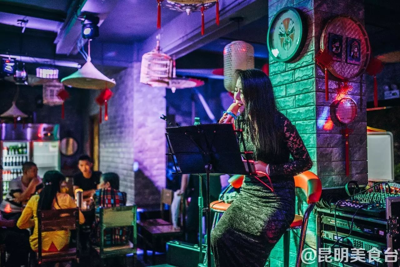 昆明排队到腿软的14家民间老店，吃过6家以上算你厉害