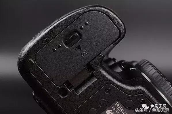 尼康d810和d850电池盒通用吗,尼康d850与d810操作有什么区别