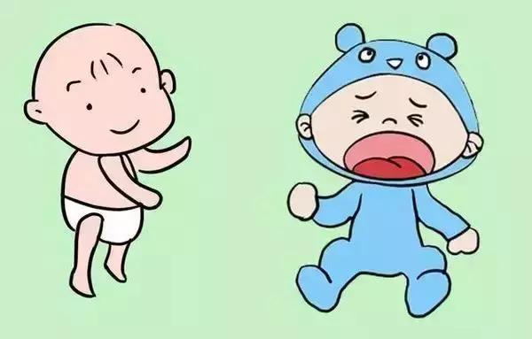 两岁男孩意外脑死亡父母捐献器官,两岁男童不幸离世妈妈含泪