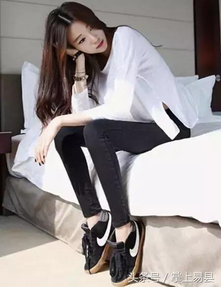 今年秋季流行穿裙子裤子超级时髦,2020年冬季最流行女装裤子