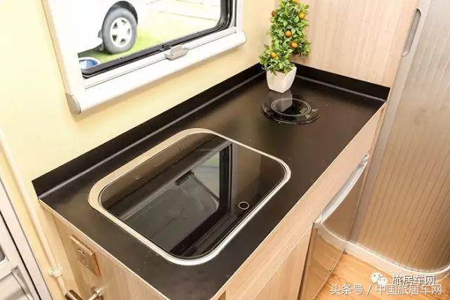 带麻将机ktv洗衣机的房车,35万带麻将桌的房车