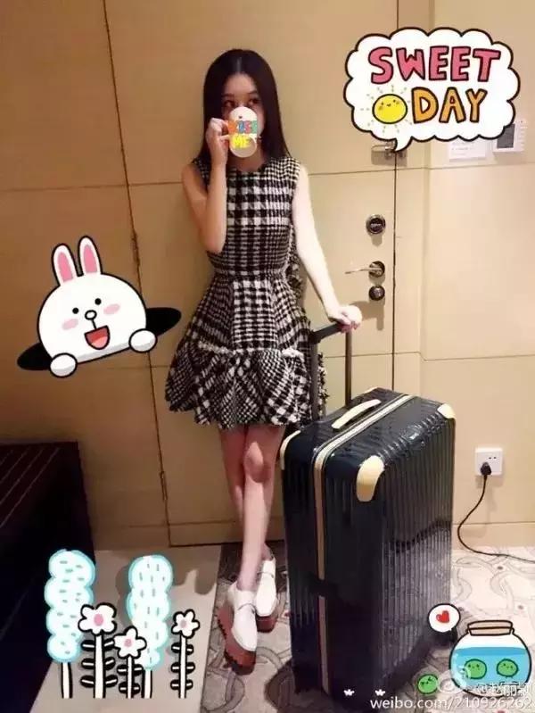 杨幂同款透明大蝴蝶手机壳好用吗,杨幂旅游攻略收纳旅行箱