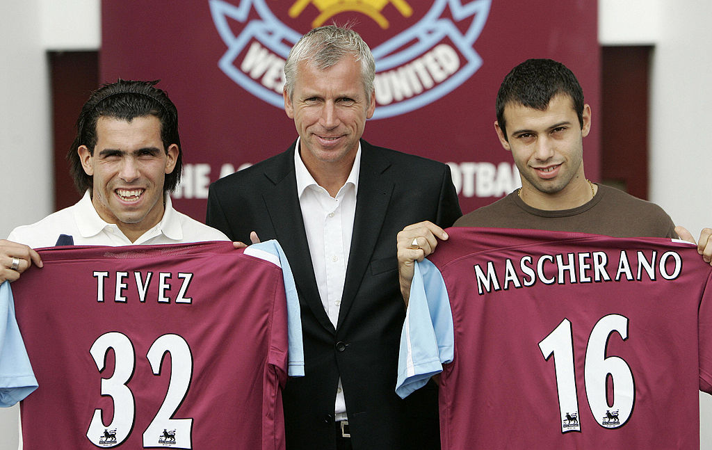 罗纳尔多传齐达内马赛回旋,齐达内转会罗纳尔多